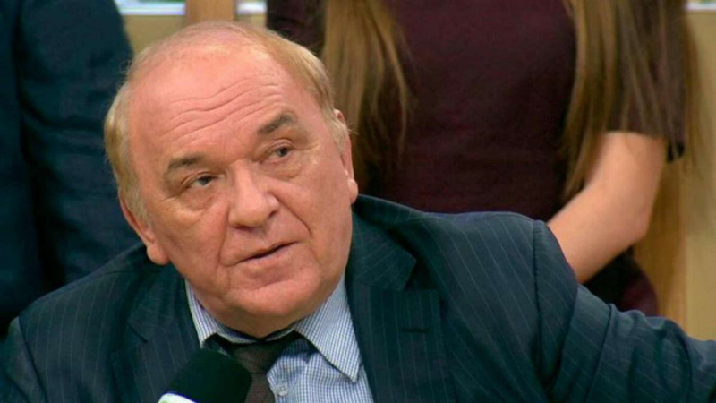 Баранец: стратегический тупик привел США к идее о термоядерных взрывах