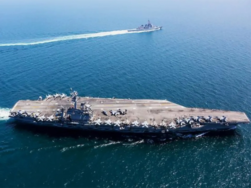 Иран ударил по авианосцу США USS Abraham Lincoln и показал видео атаки Иран ударил по авианосцу США USS Abraham Lincoln и показал видео атаки