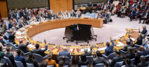 Совет Безопасности ООН принял резолюцию, осуждающую атаки Ирана, поддержанную странами Персидского залива; заявка России провалилась