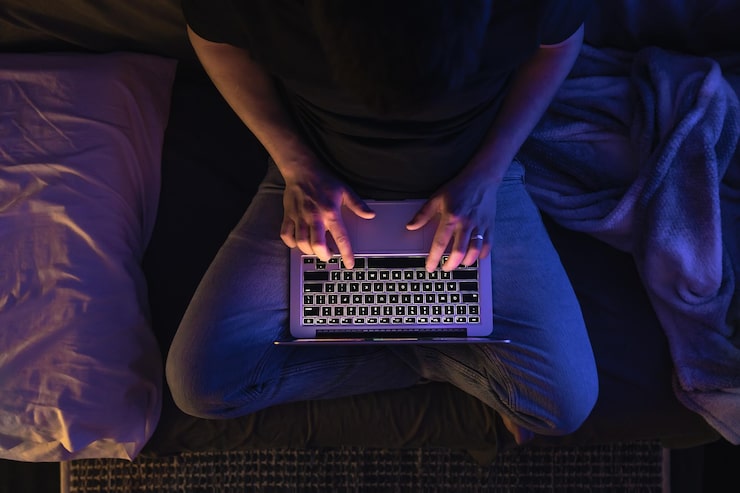 Почему не работает подсветка на клавиатуре а4tech в темноте
